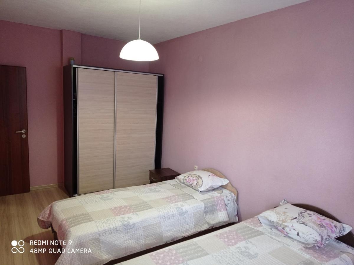 ساندانسكي Ideal Center Apartment المظهر الخارجي الصورة