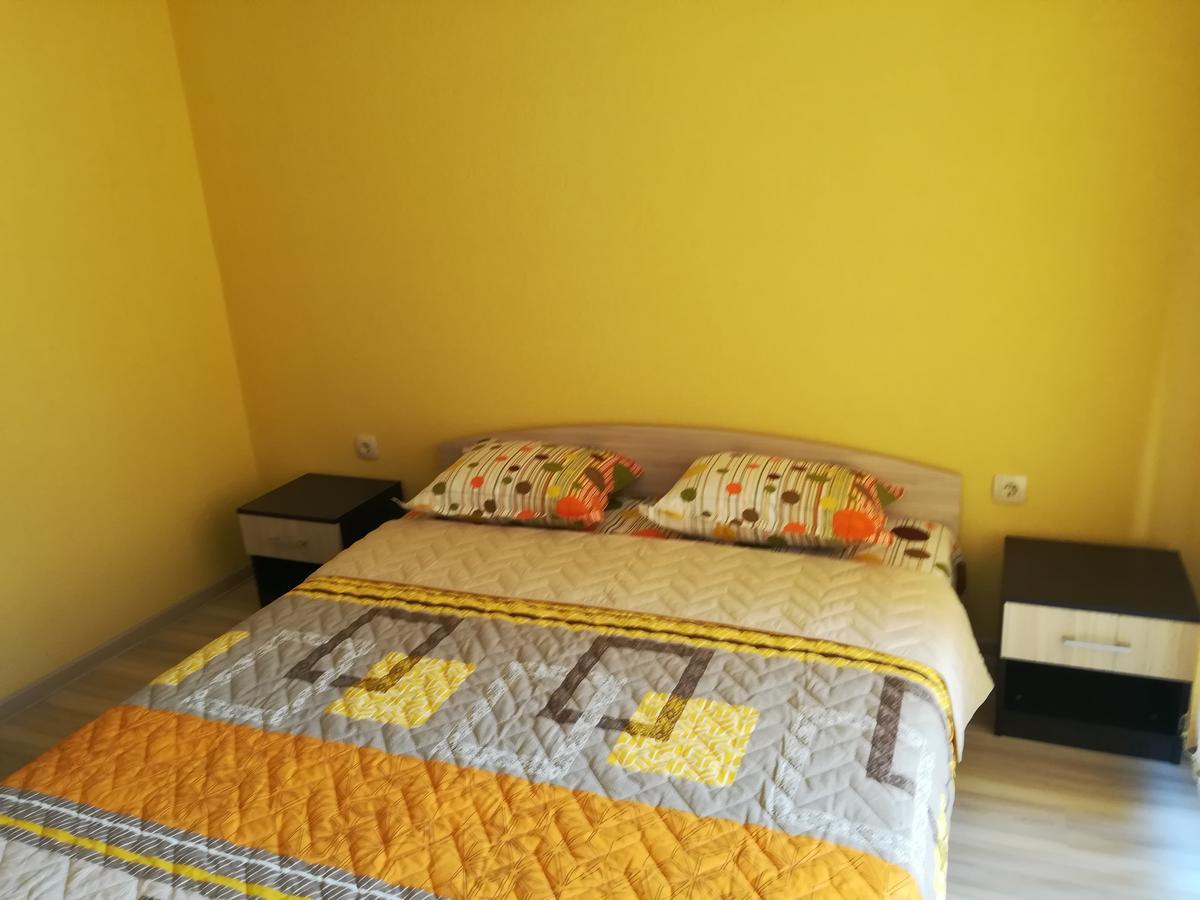 ساندانسكي Ideal Center Apartment المظهر الخارجي الصورة