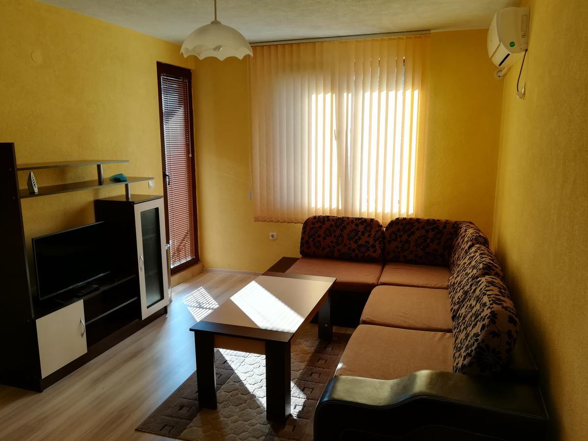 ساندانسكي Ideal Center Apartment المظهر الخارجي الصورة